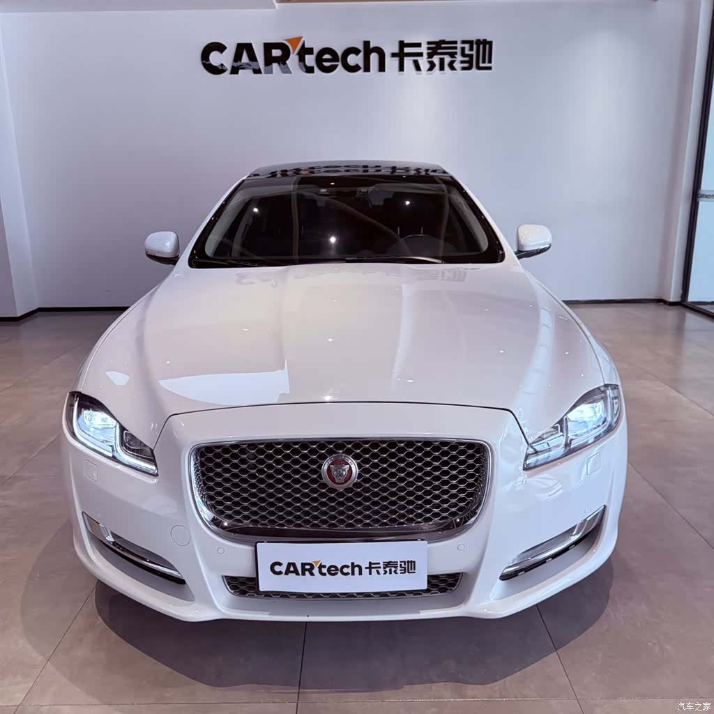 Jaguar XJ, 2017 8