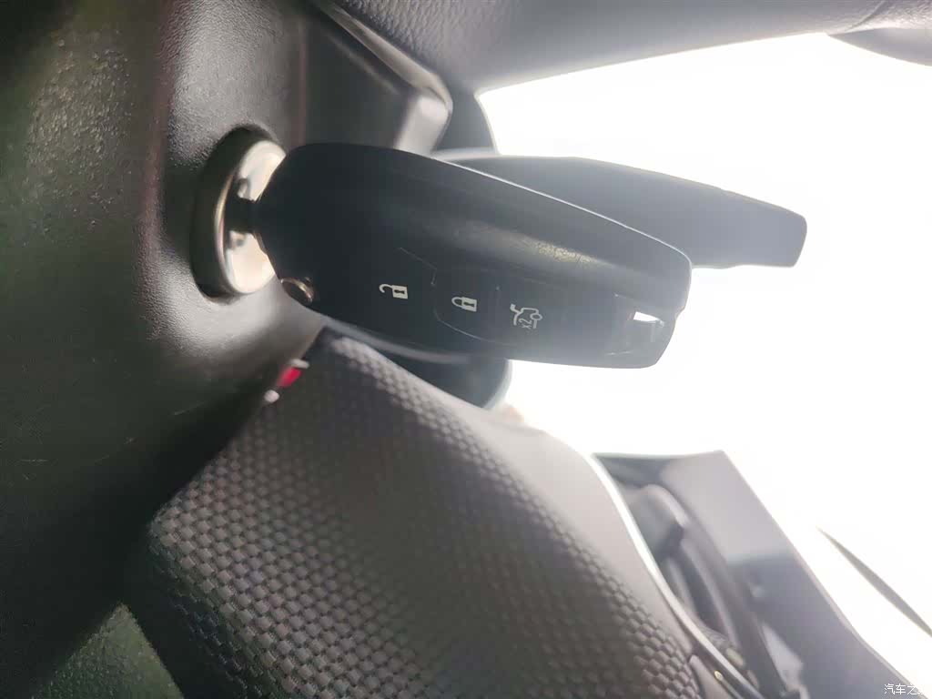 Chevrolet 320, 2018 9
