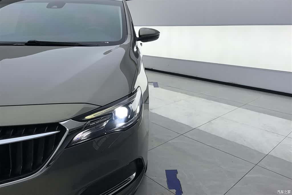 Buick GL6, 2018 все фото