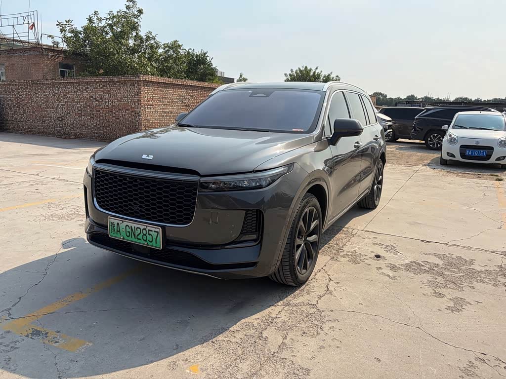 Li Auto ONE