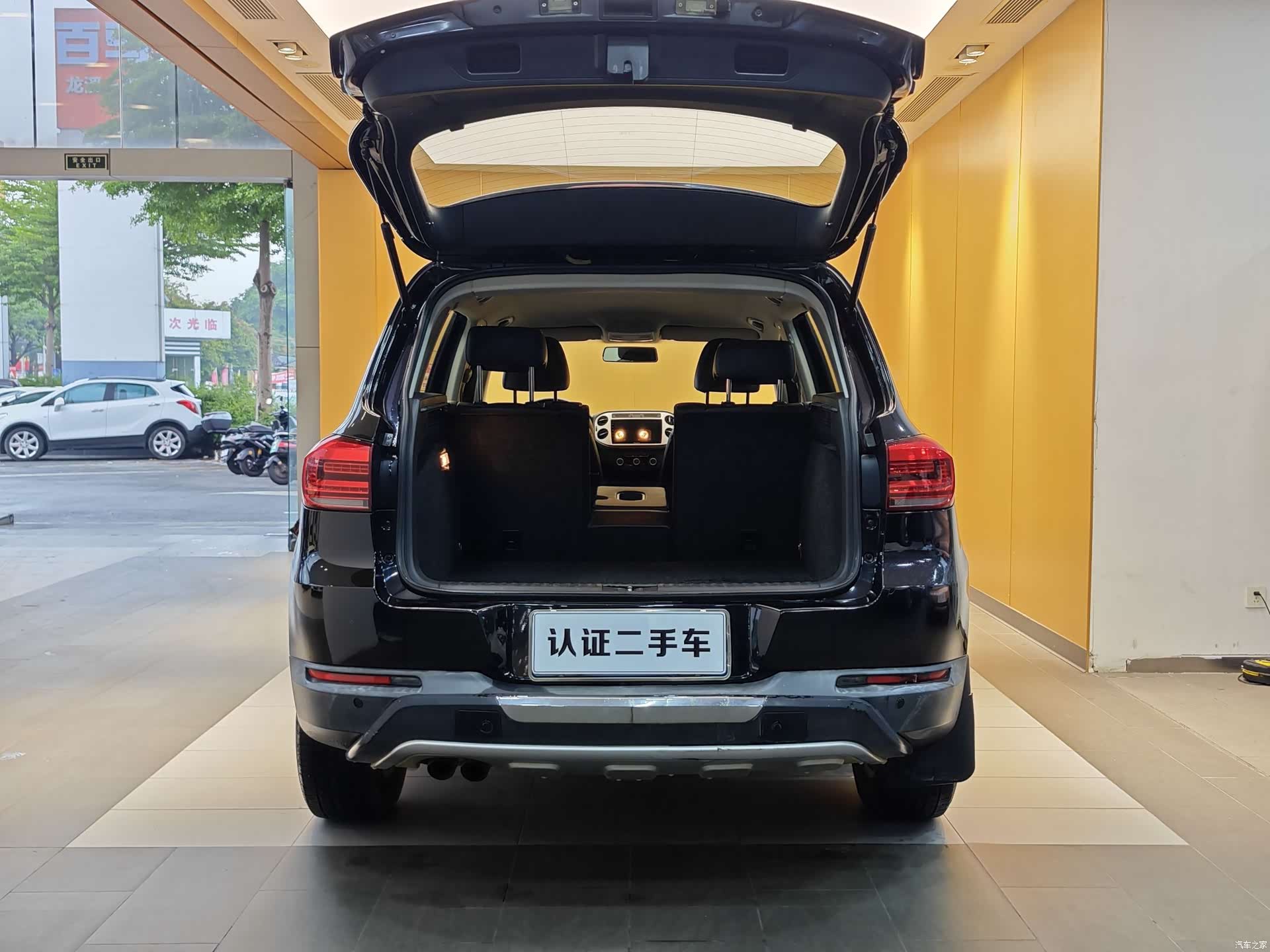 Volkswagen Tiguan, 2014 26