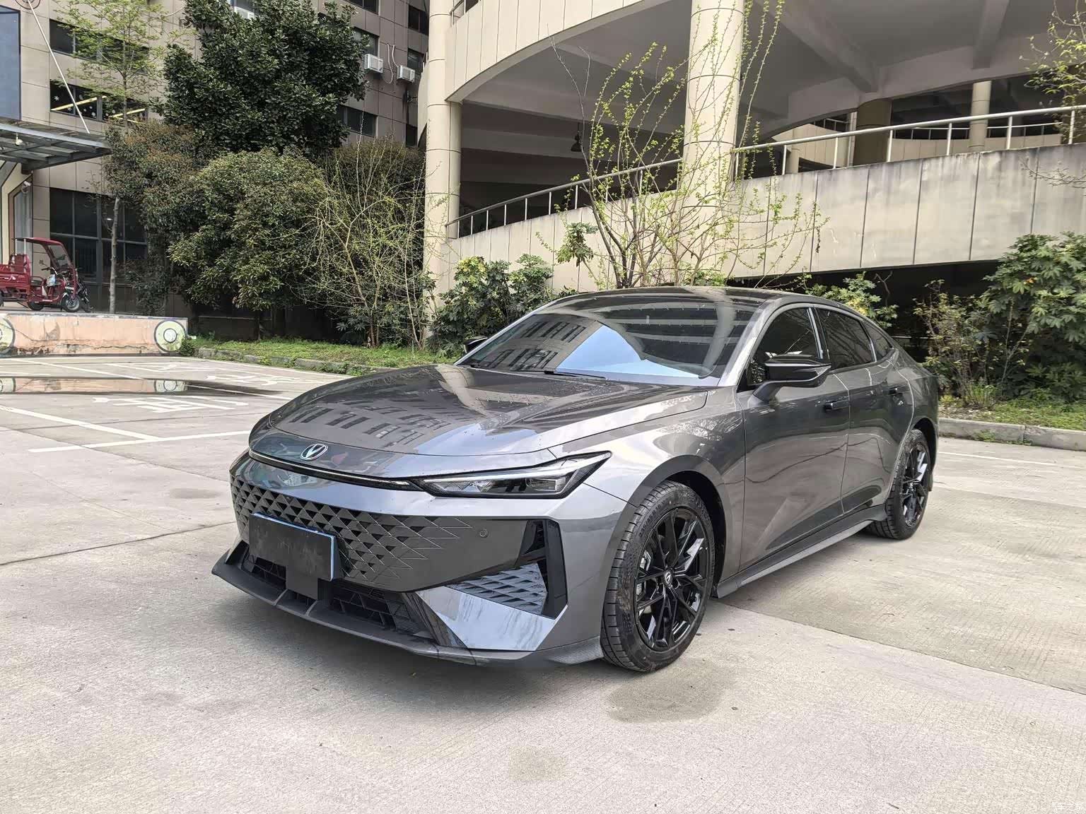 Changan UNI-V, 2024 1