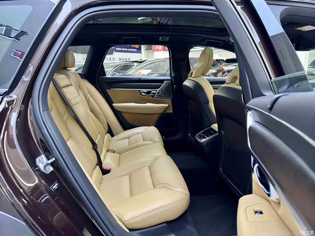 Volvo V90, 2019 8