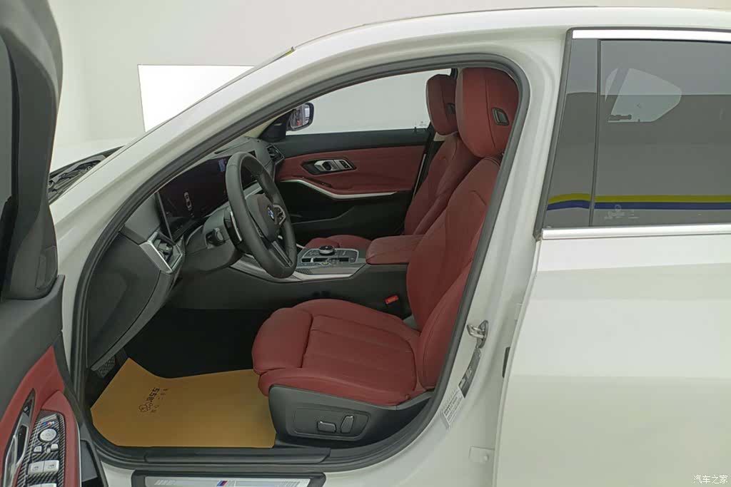 BMW 3 Series, 2024 9