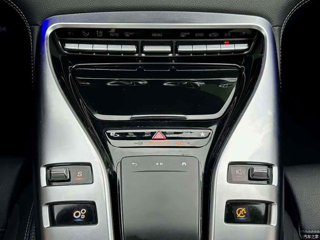 MG AMG, 2021 25