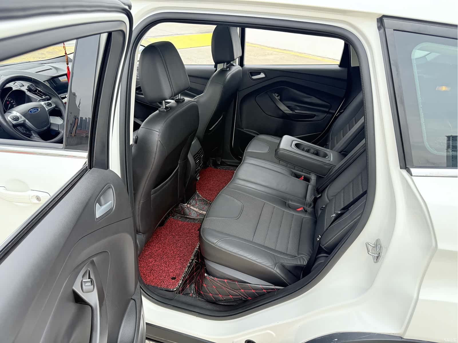 Ford Kuga, 2016 9