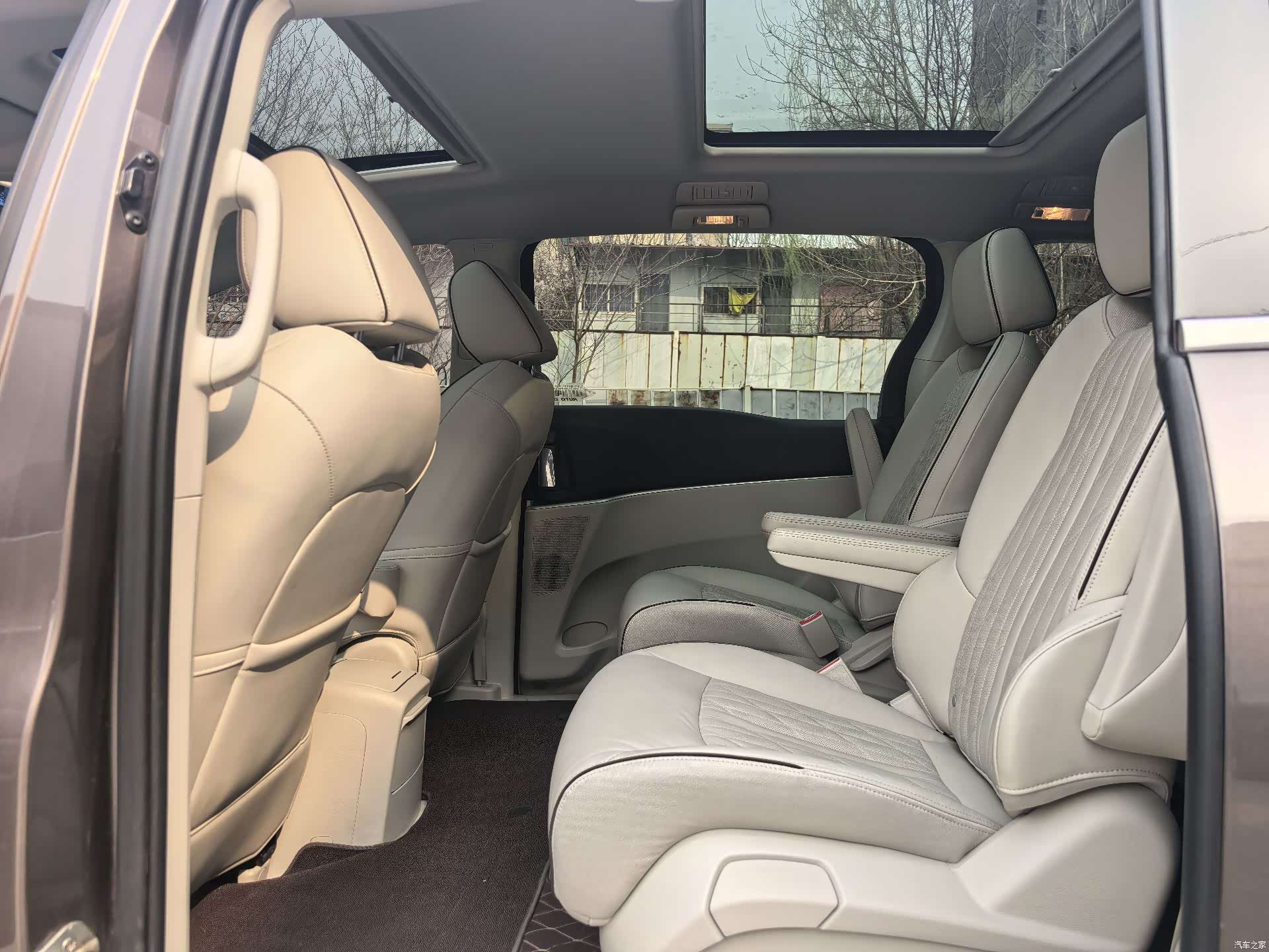 Buick GL8, 2022 все фото