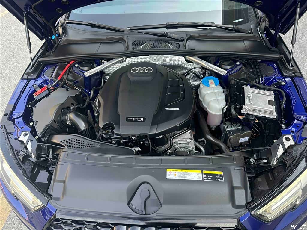 Audi A4L, 2018 20