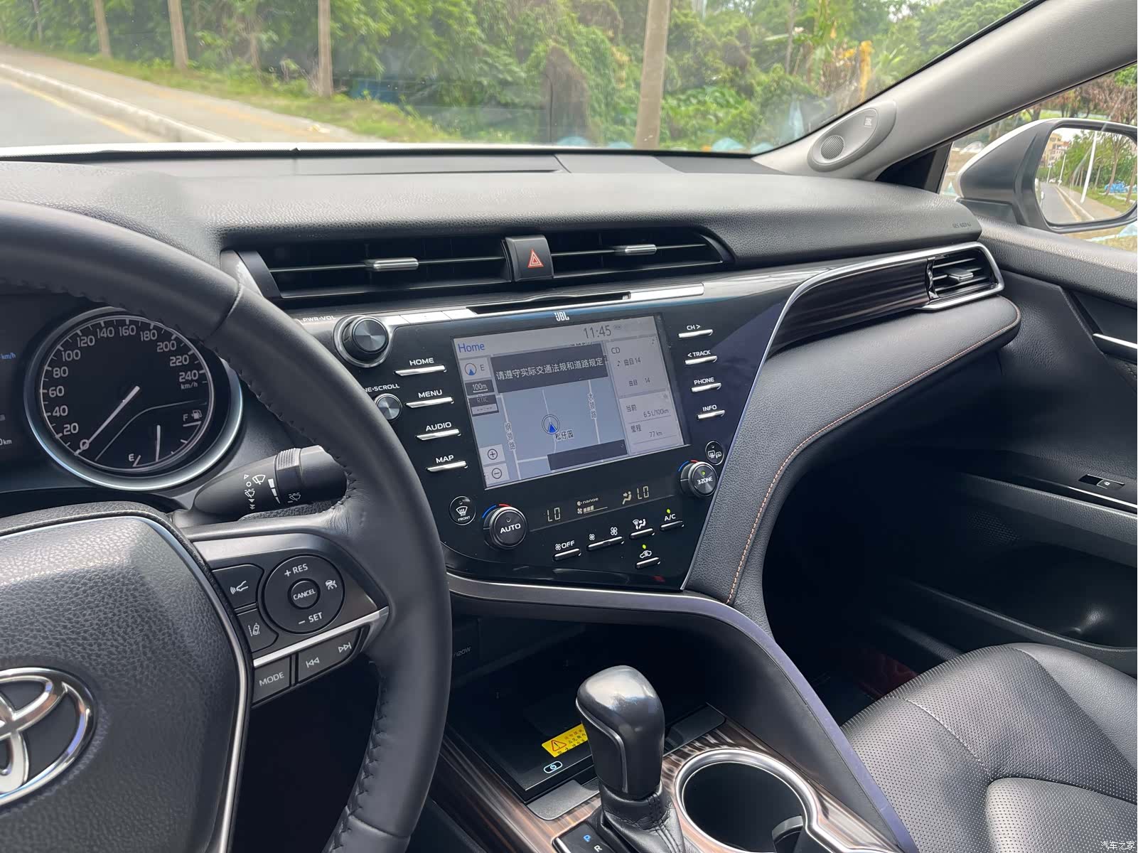 Toyota Camry, 2018 23