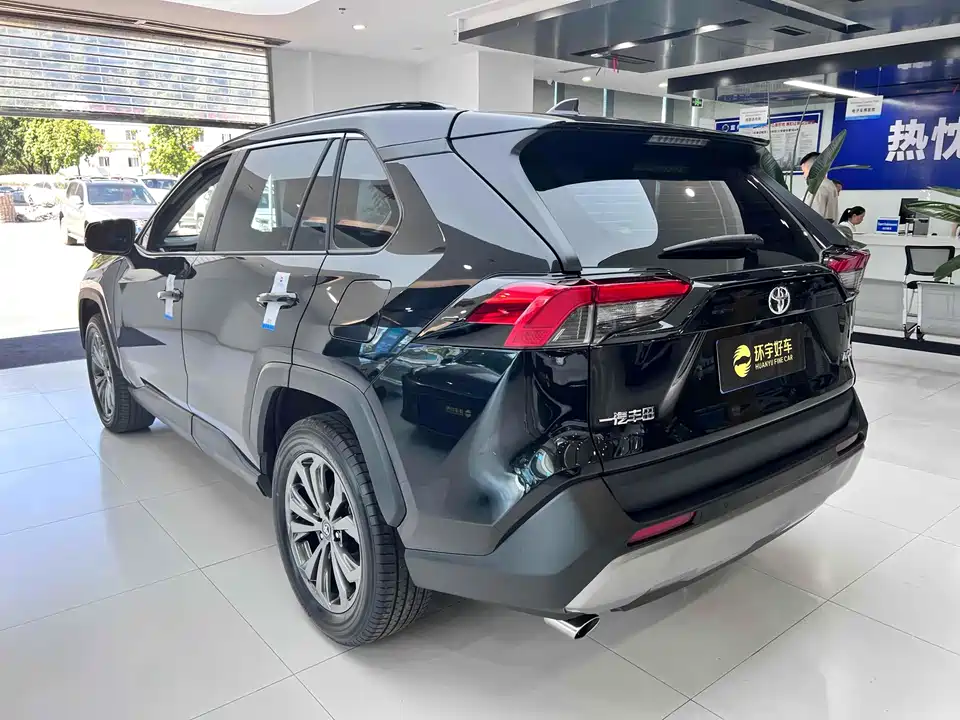 Toyota RAV4 Rongfang
