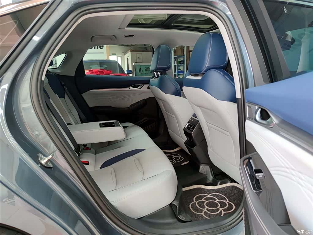 Geely Preface, 2022 11