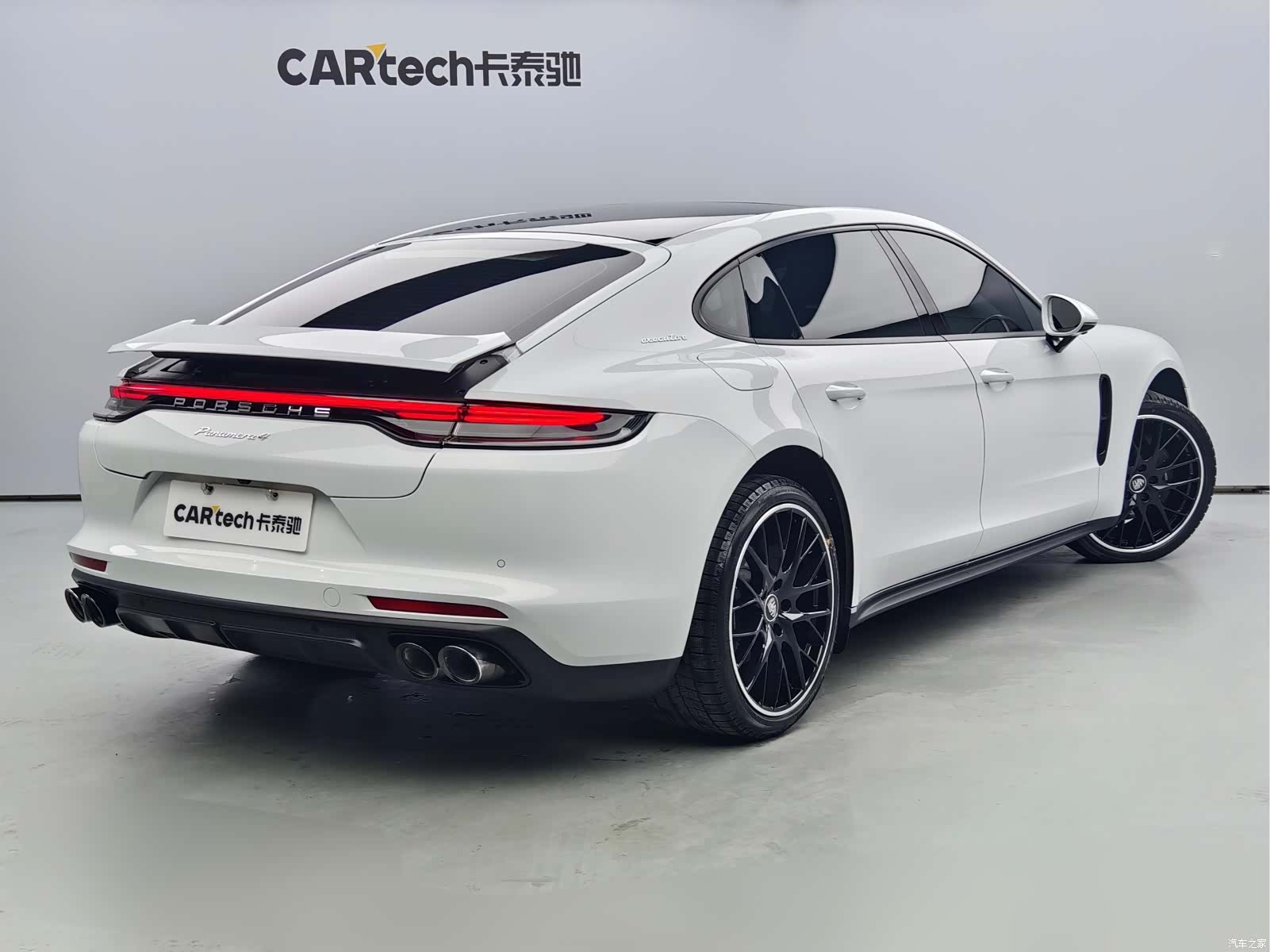 Porsche Panamera, 2022 10