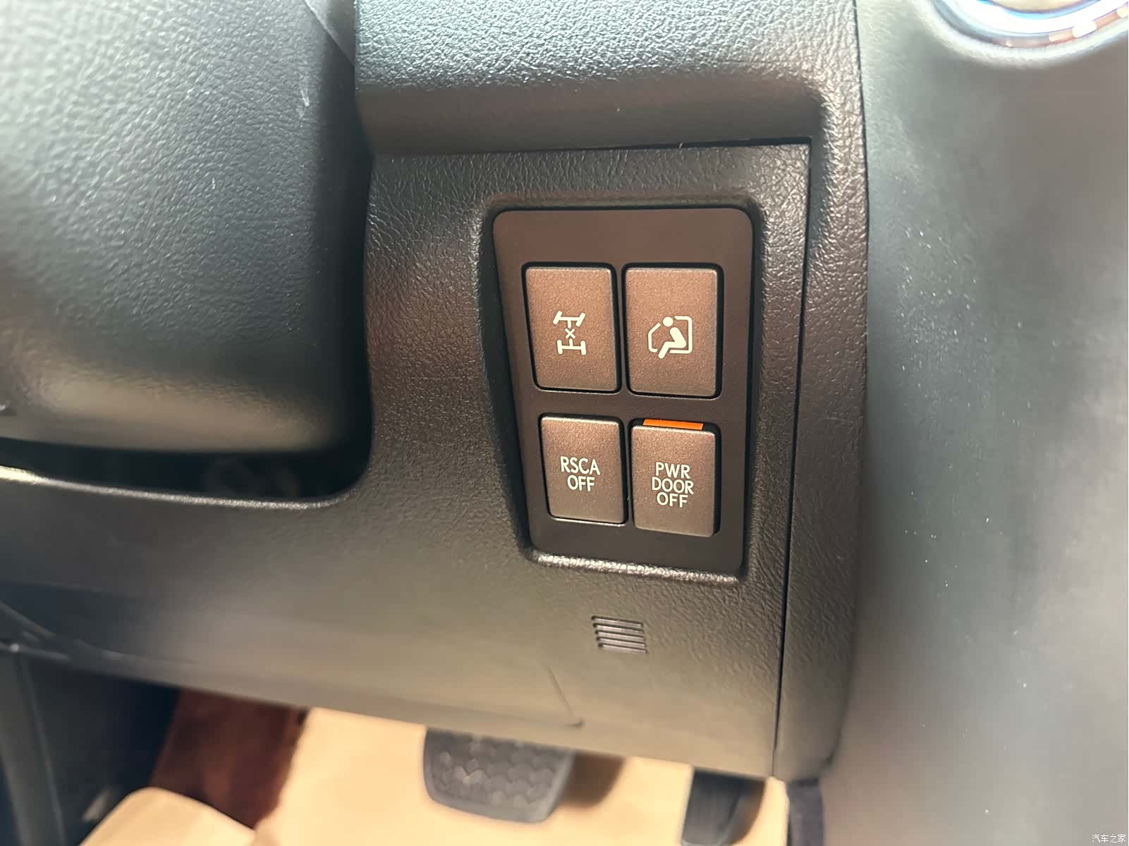 Lexus LX, 2014 12