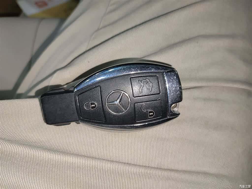 Mercedes-Benz E-Class, 2015 9