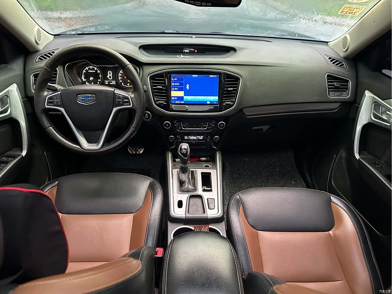 Geely X6, 2017 8