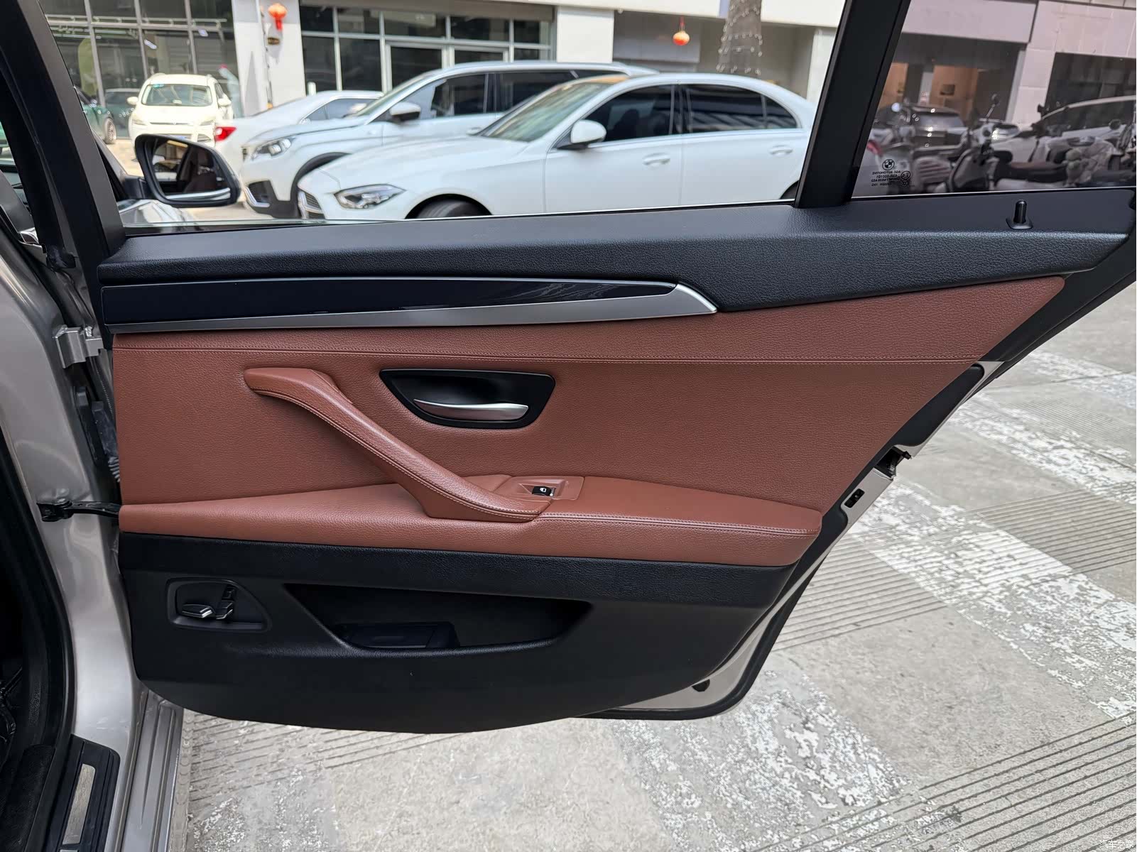 BMW 5 Series, 2017 26