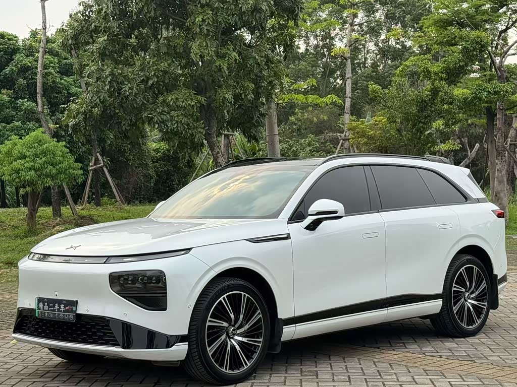 XPENG G9