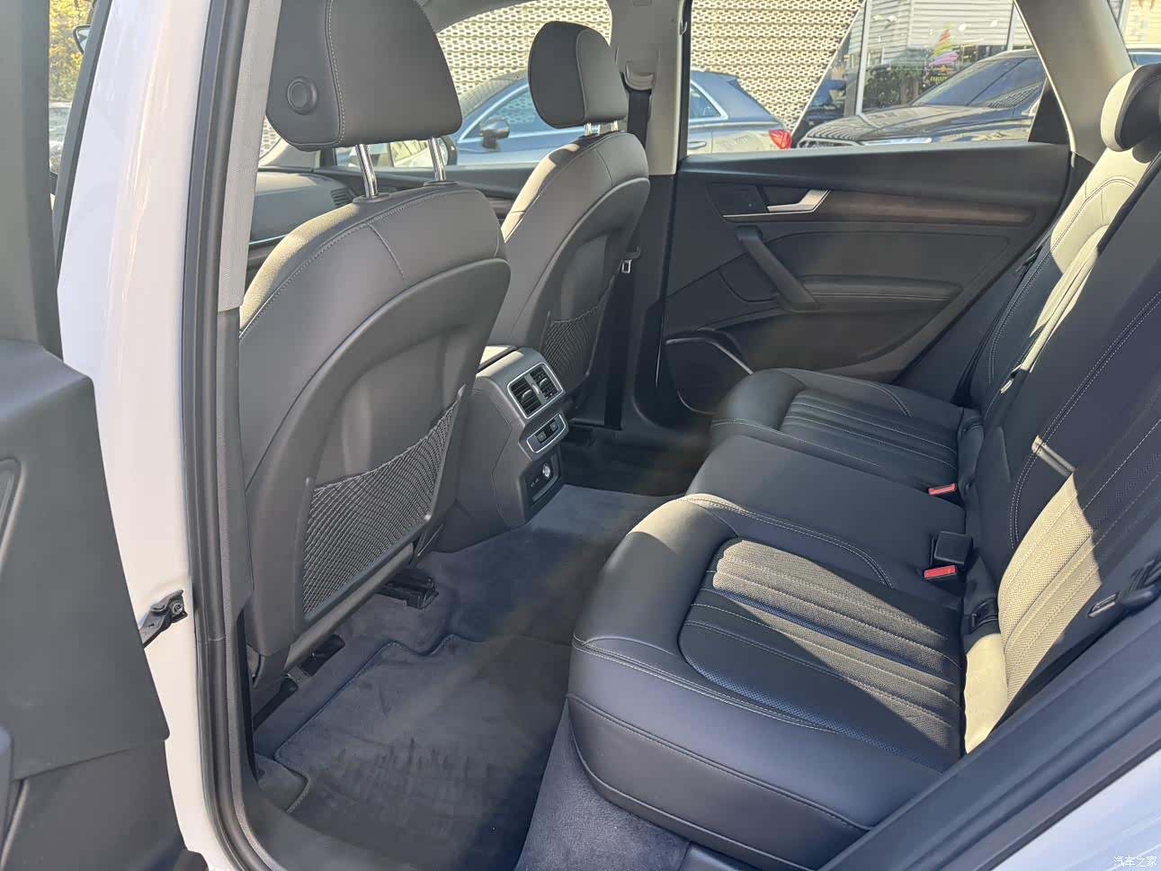 Audi Q5L, 2022 22