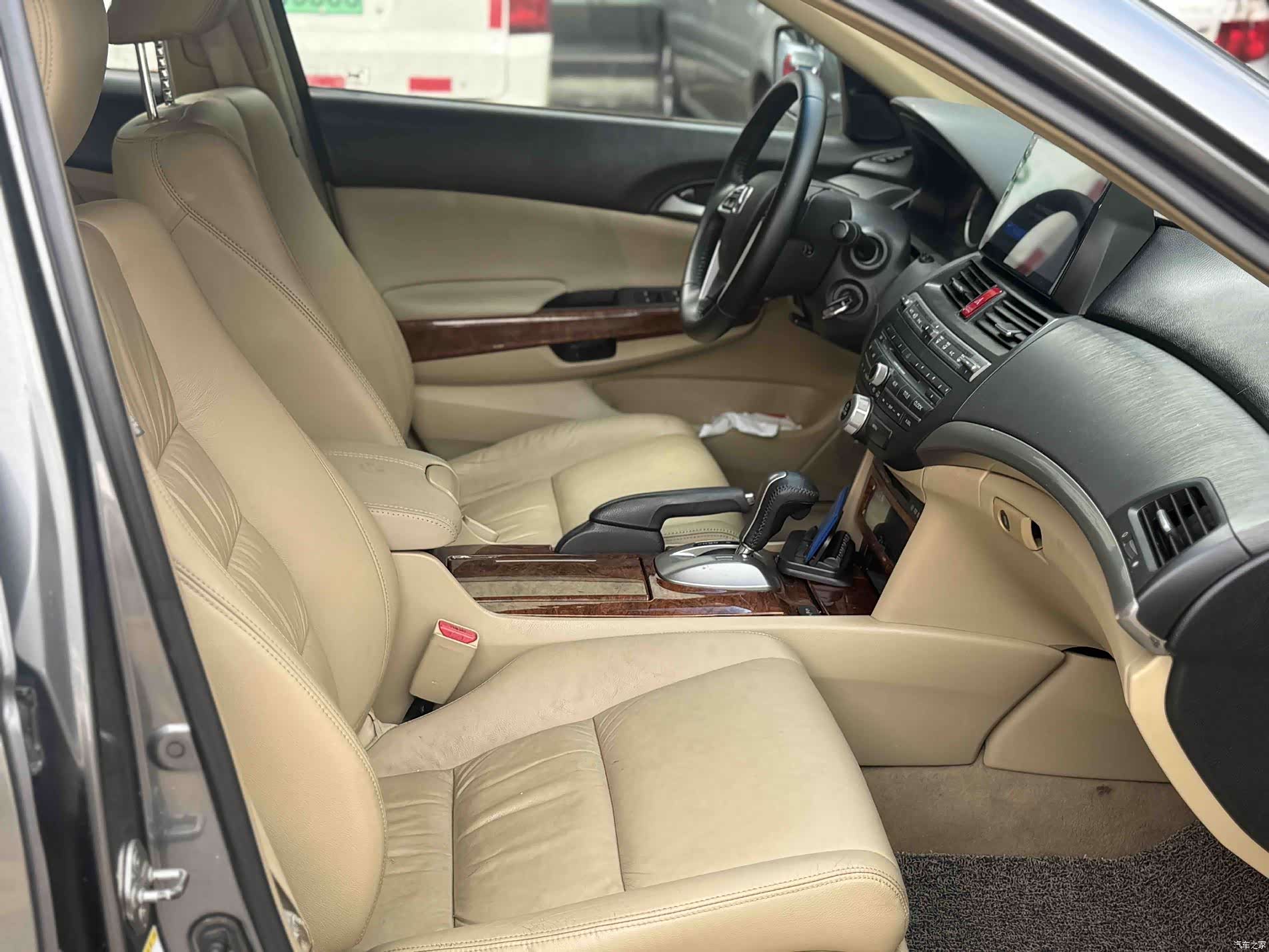 Honda Accord, 2012 10