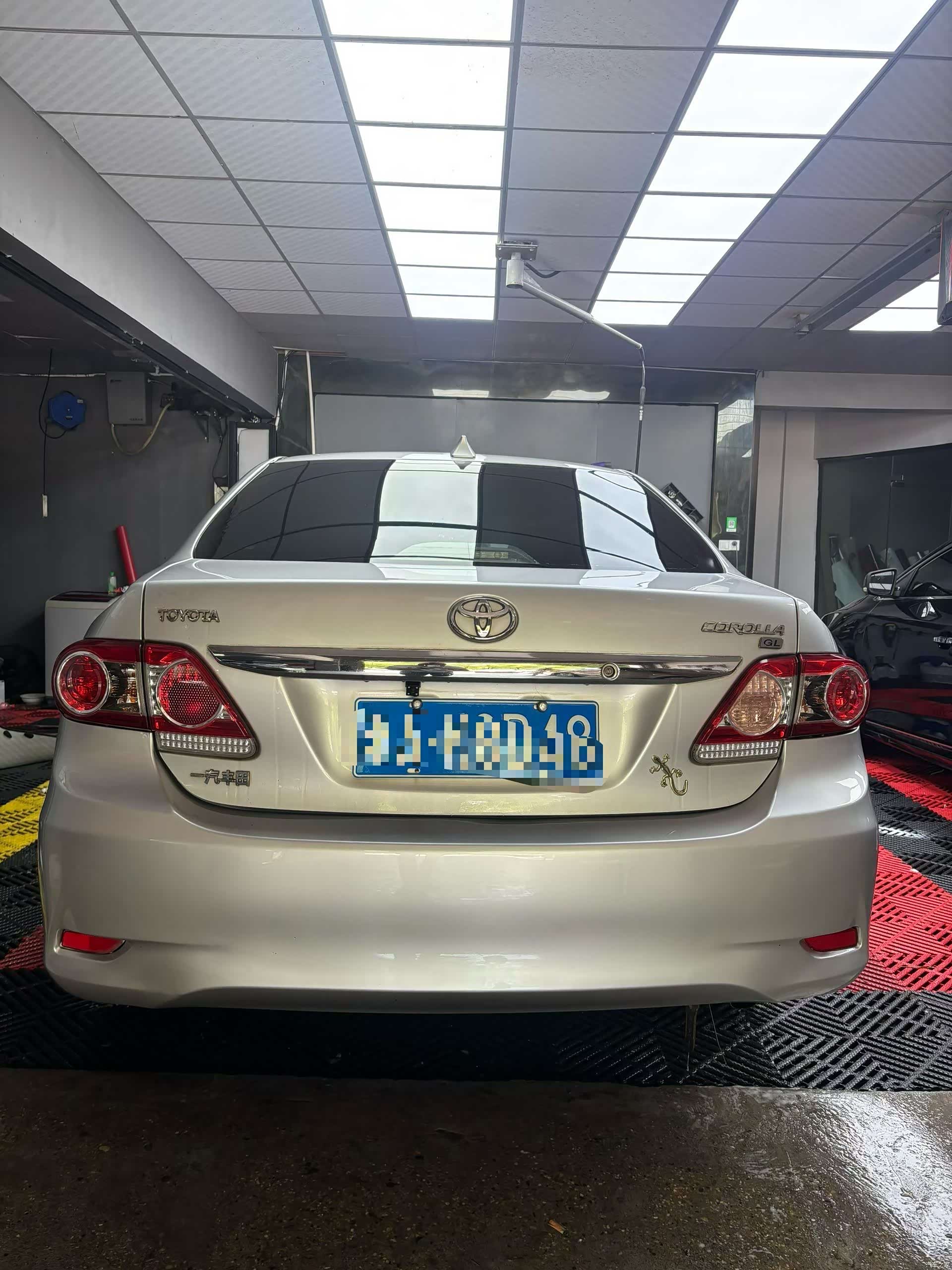 Toyota Corolla, 2011 3