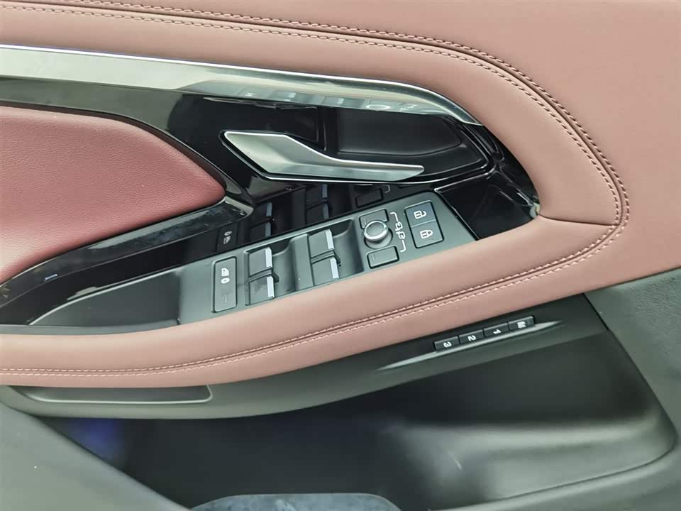 Land Rover Range Rover Aurora