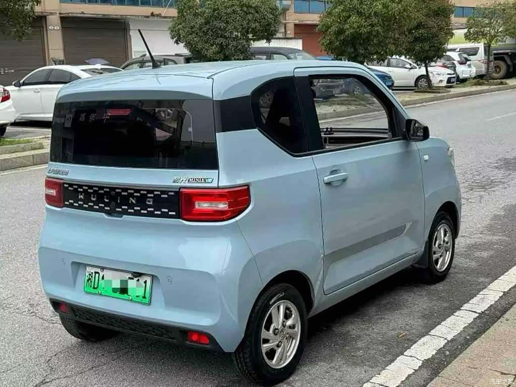 Wuling MINIEV, 2021 4