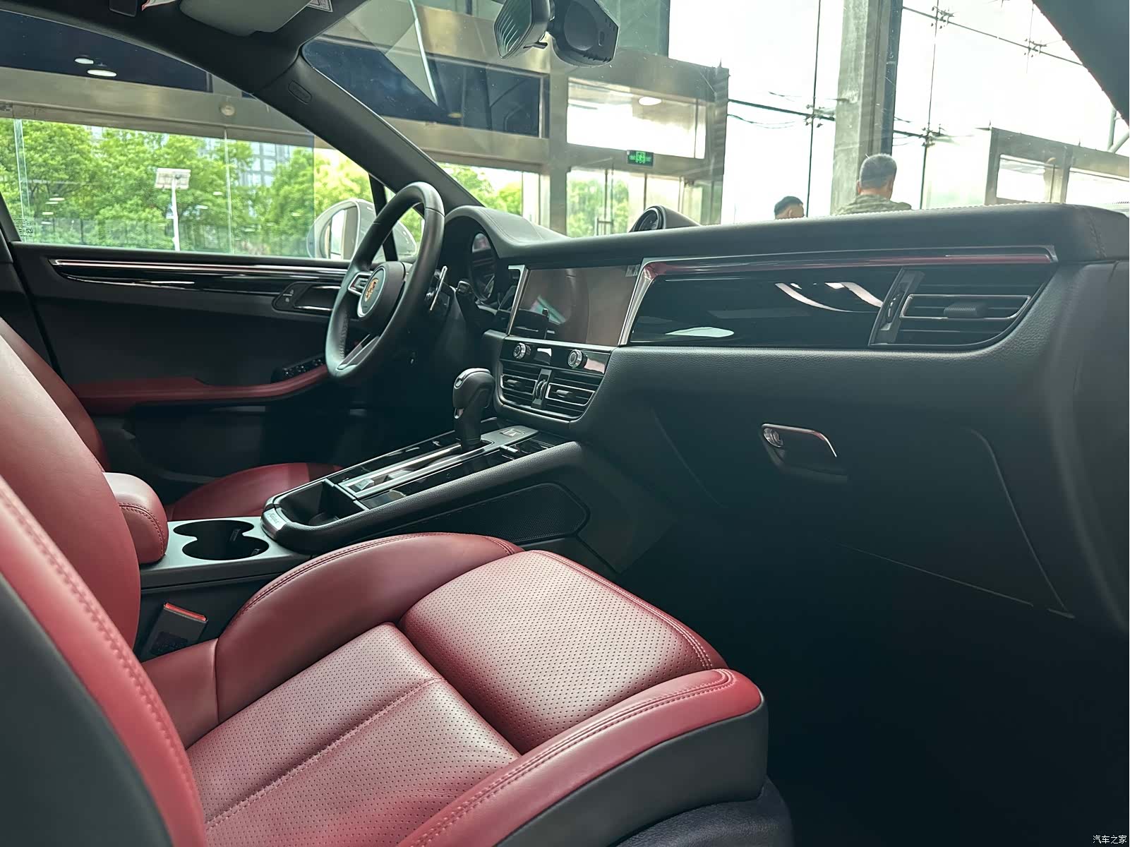 Porsche Macan, 2023 12