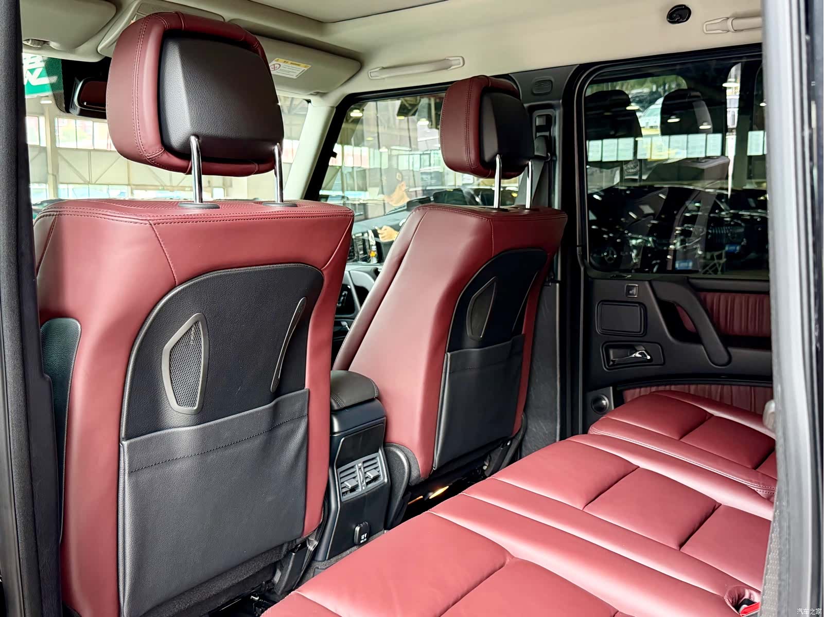 Mercedes-Benz G-Class, 2017 22