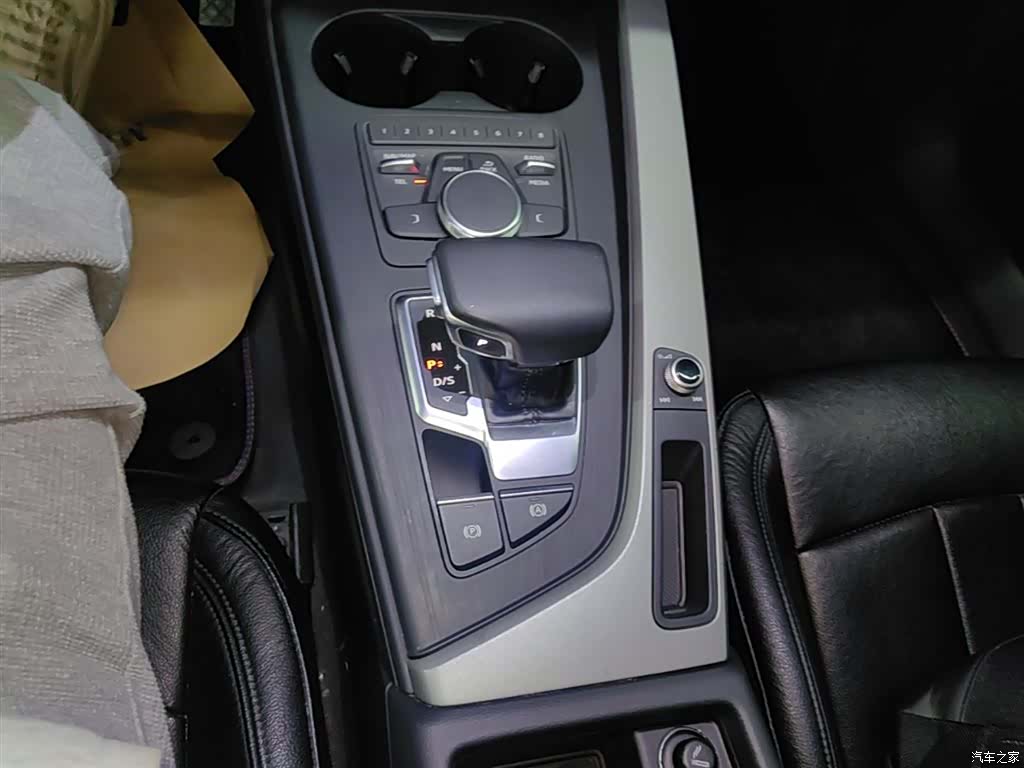 Audi A4L, 2018 14