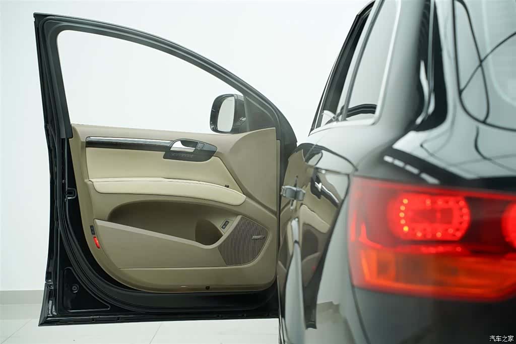 Audi Q7, 2007 10