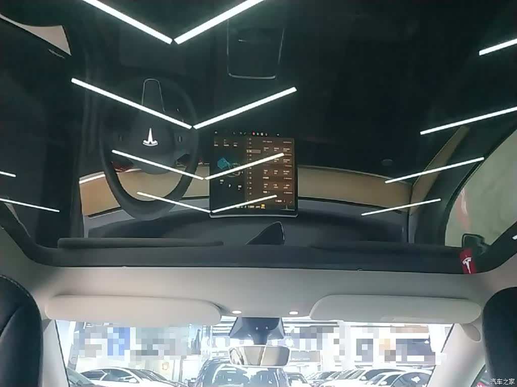 Tesla Model Y, 2022 18