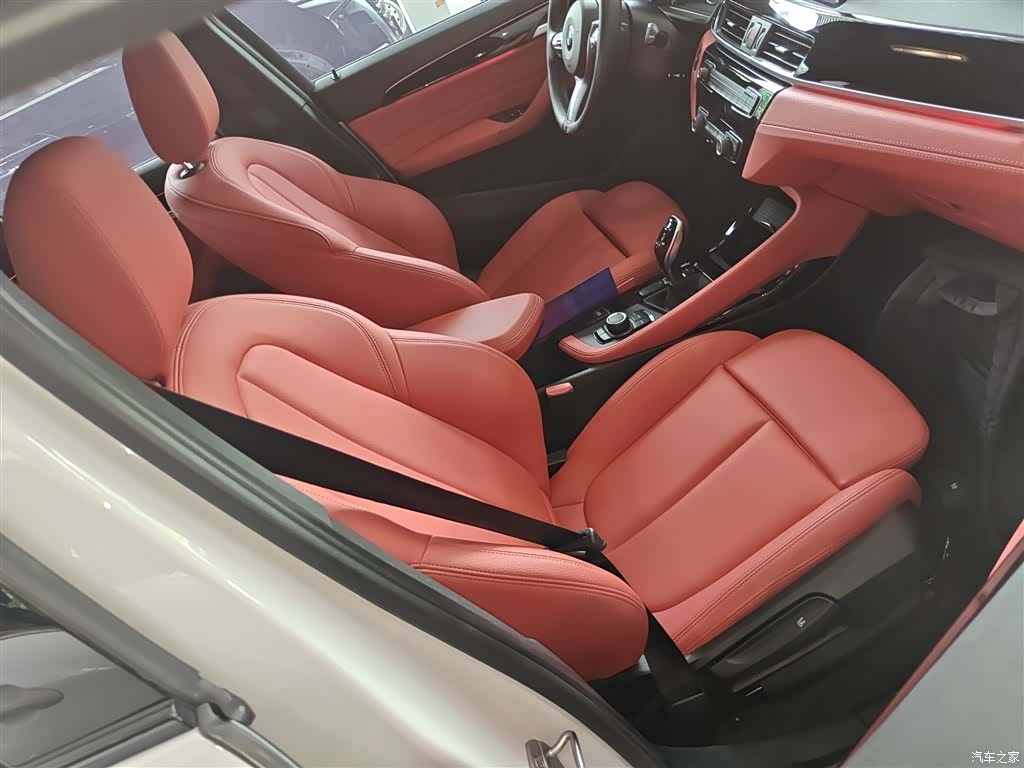 BMW X2, 2020 25