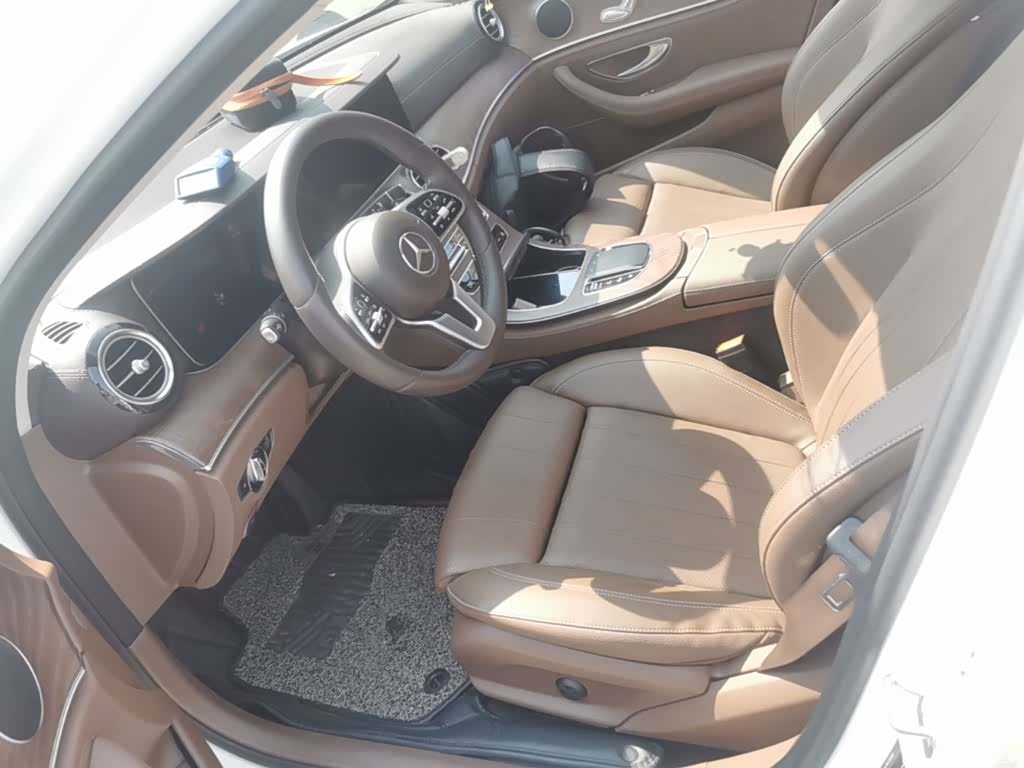 Mercedes-Benz E-Class, 2019 15