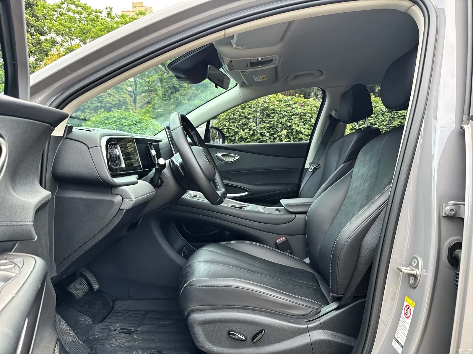 BYD HiAce, 2025 11