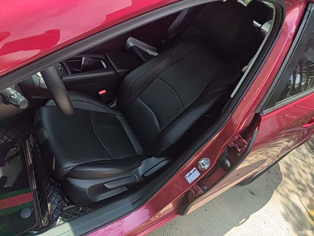 Mazda Mazda3, 2017 15