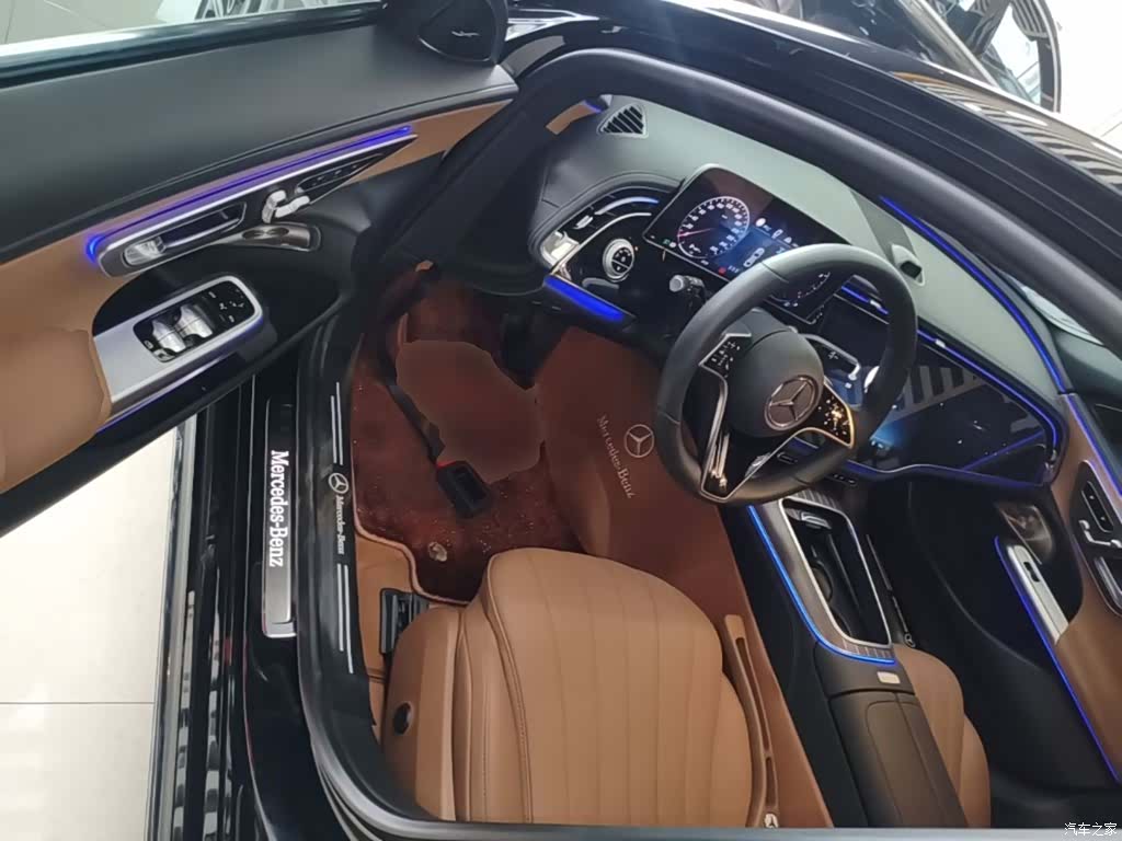 Mercedes-Benz E-Class, 2025 12