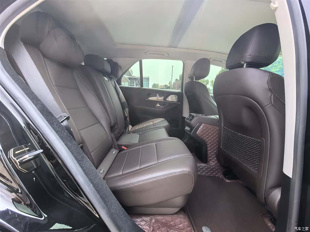 Mercedes-Benz GLE, 2023 14