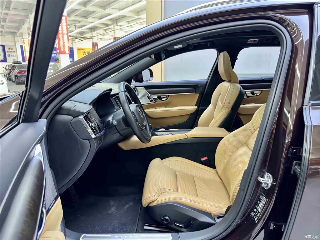Volvo V90, 2019 6