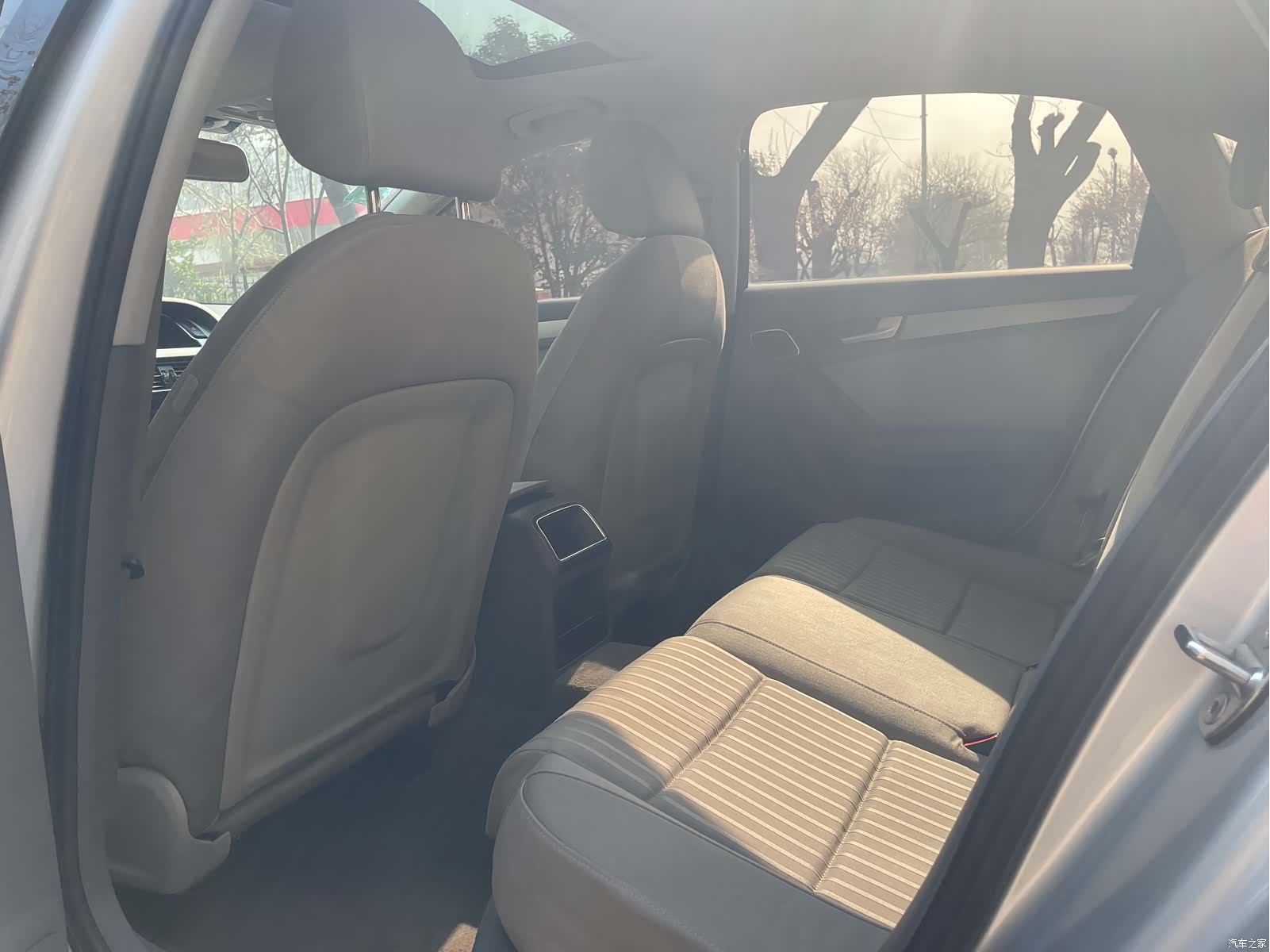 Audi A4L, 2011 все фото