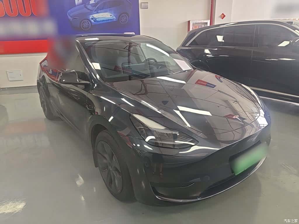Tesla Model Y, 2024 4