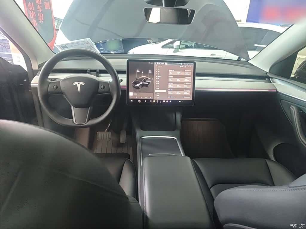Tesla Model Y, 2024 10