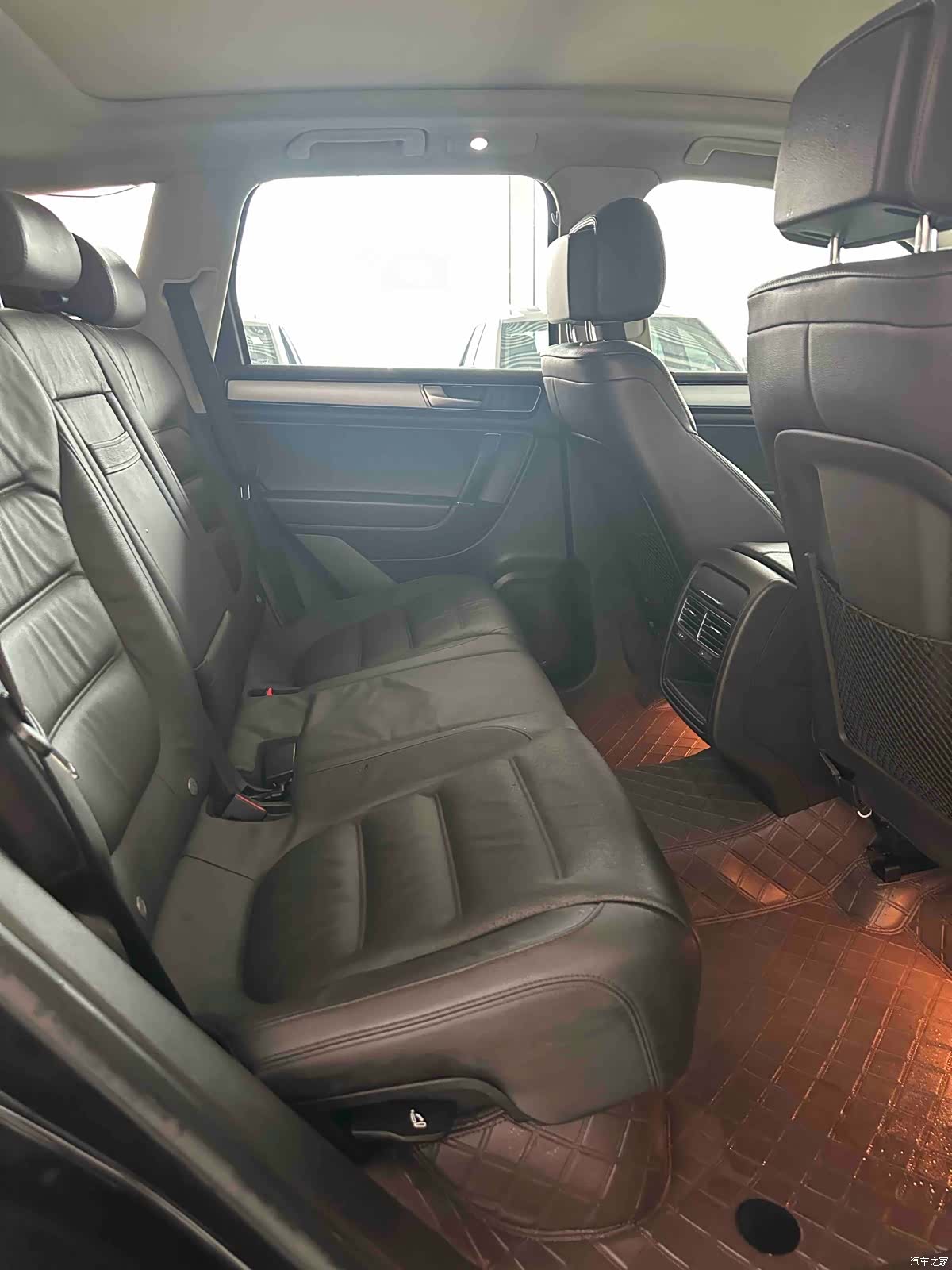 Volkswagen Touareg, 2019 11