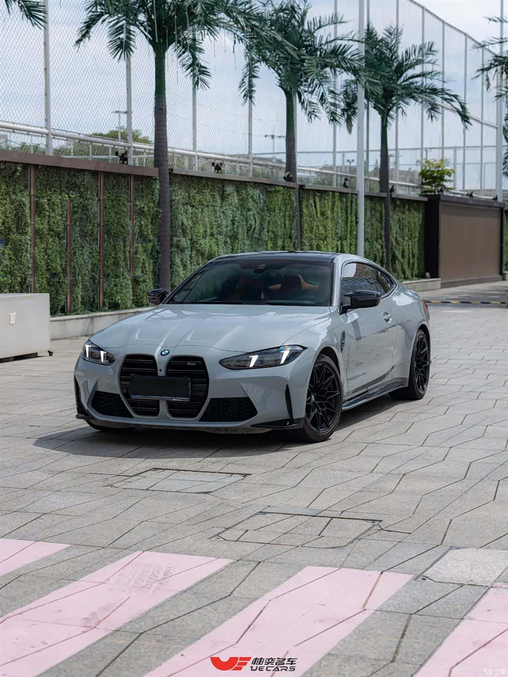 BMW M4, 2025 1