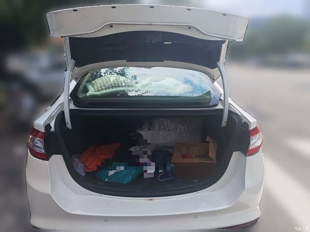 Ford Mondeo, 2015 20