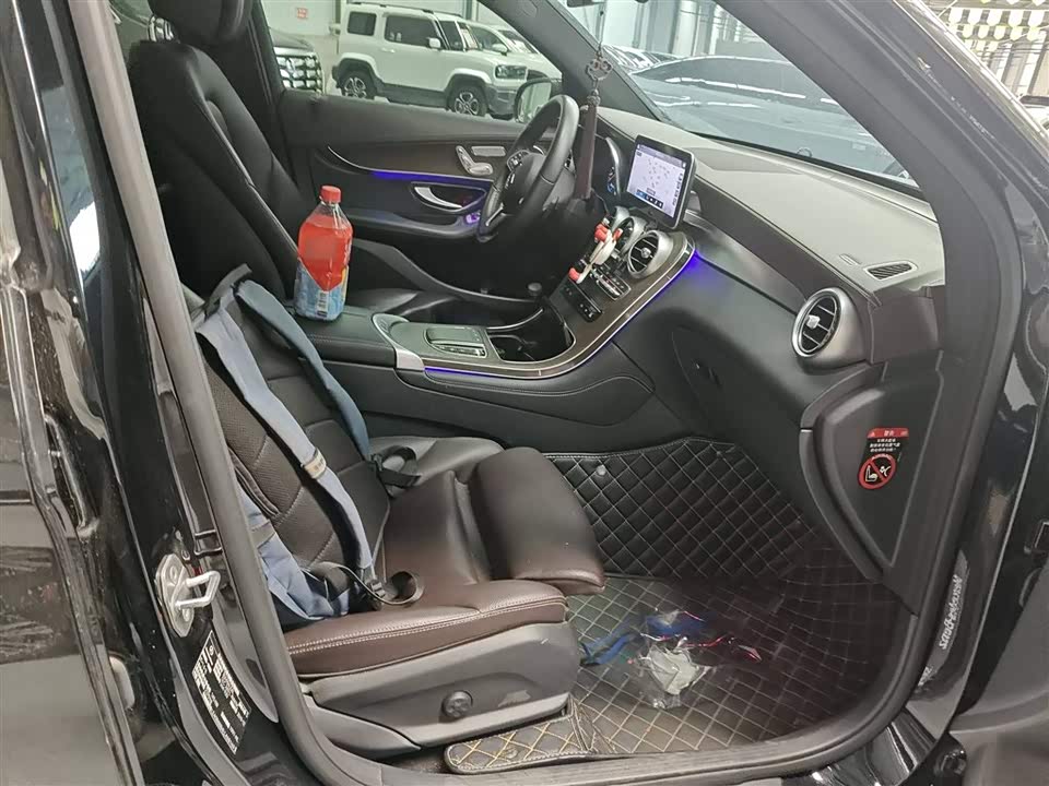 Mercedes-Benz GLC Mercedes-Benz GLC