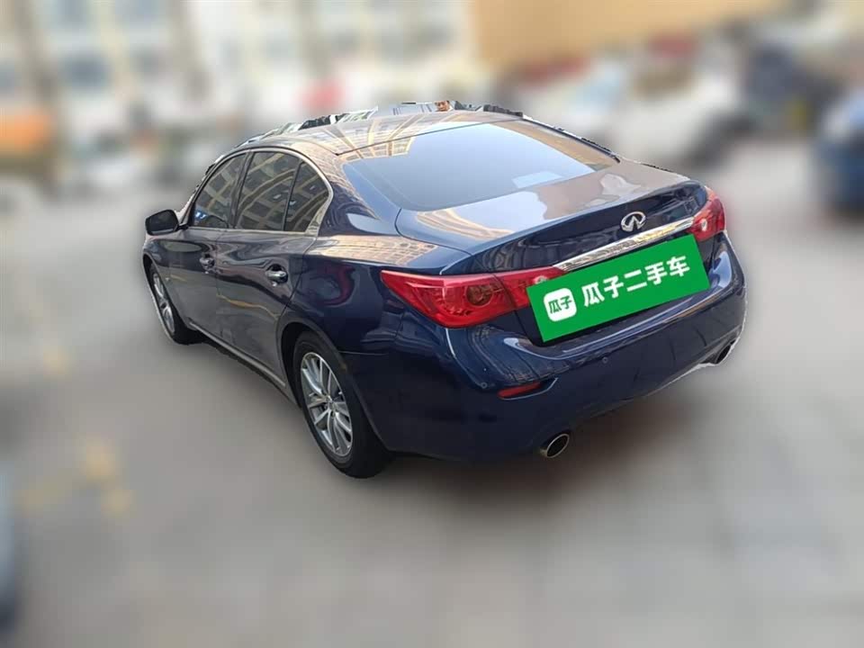 Infiniti Q50L