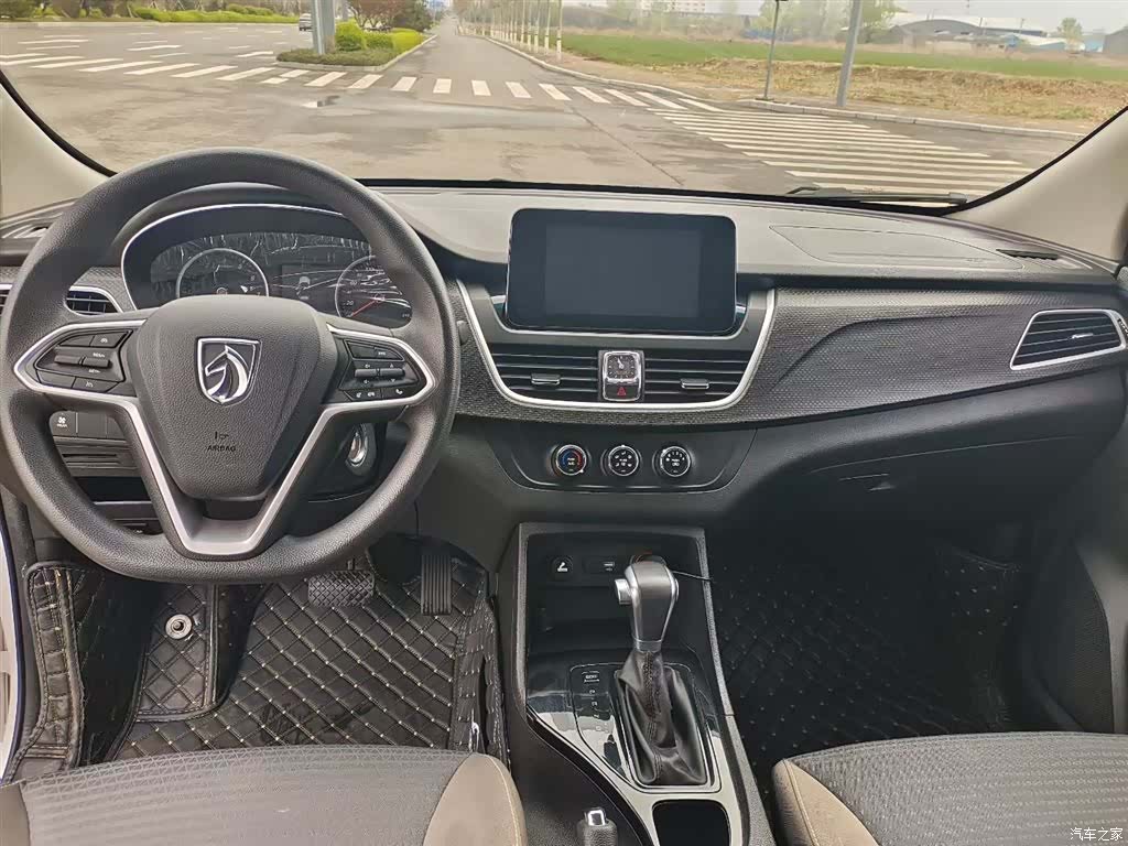 Wuling 730, 2020 8