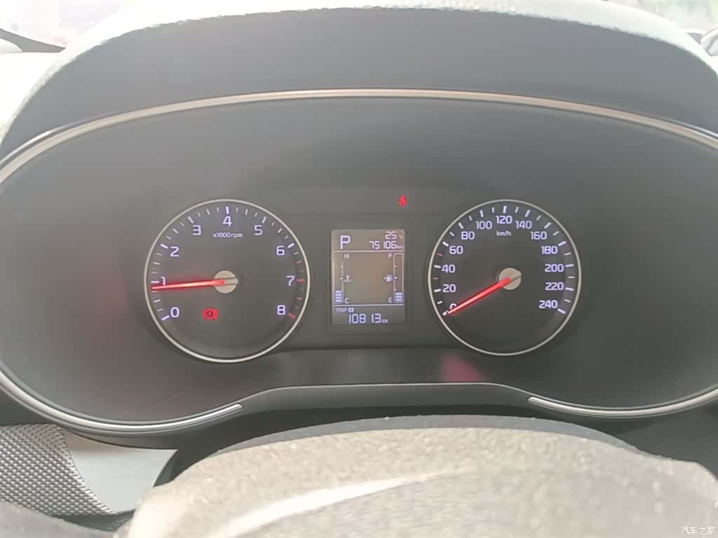 Kia KX3, 2016 12