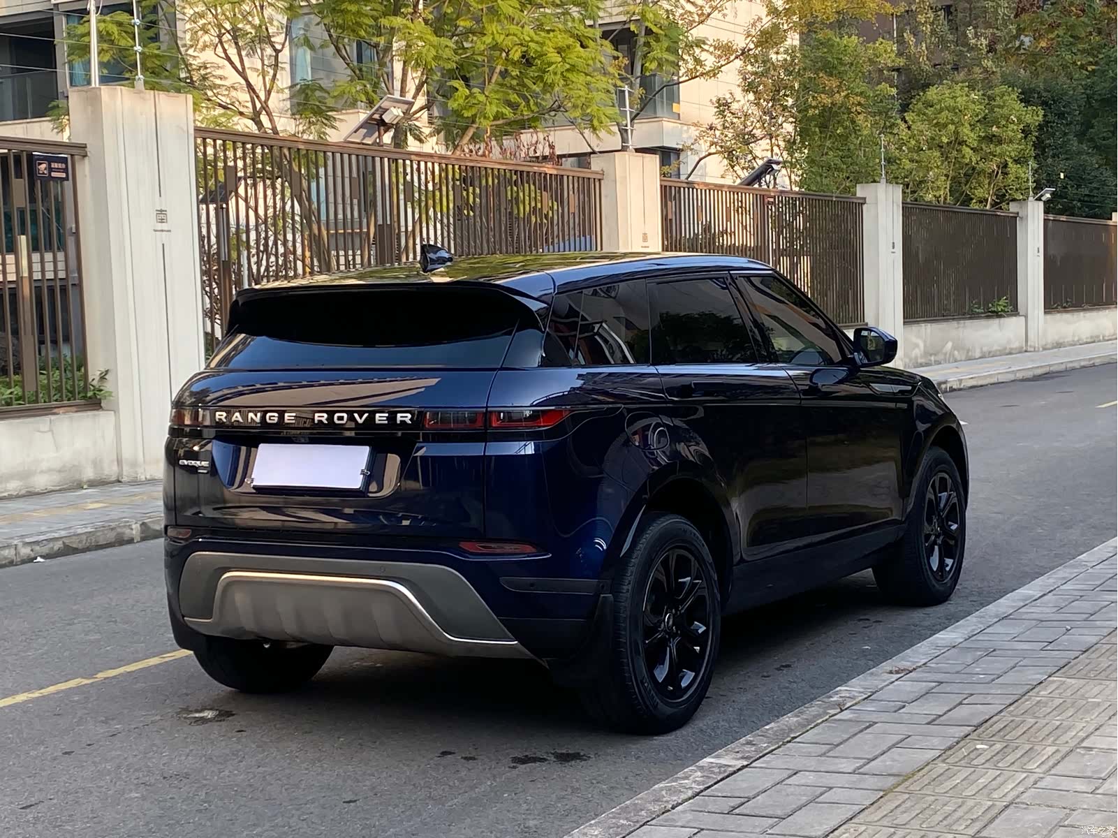 Land Rover Range Rover, 2020 16