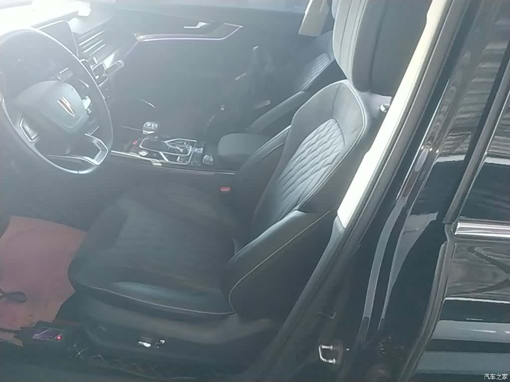 Hongqi HS5, 2022 15